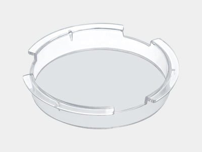 嵌入皿側(cè)面有三個(gè)開窗設(shè)計(jì)，方便實(shí)驗(yàn)時(shí)拿取和培養(yǎng)環(huán)境的氣體交換，也可用于標(biāo)準(zhǔn)移液器加/取液