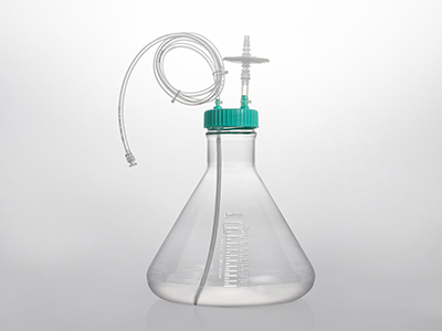 瓶蓋采用注塑一體式連接，降低泄露、殘留的風(fēng)險